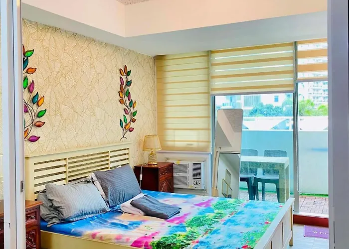 Apartahotel Azure Sym Staycation Manila